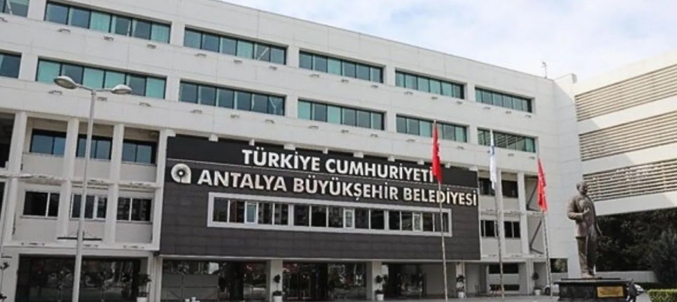 ANTALYA BÜYÜKŞEHİR BELEDİYESİ’NE ‘FESİH’ ÇAĞRISI