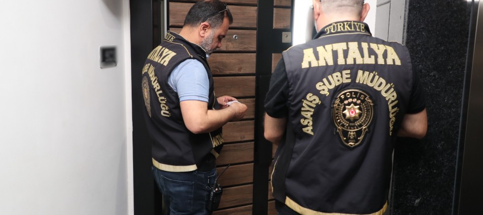 GÜNÜBİRLİK KONAKLAMA YERLERİNE EŞ ZAMANLI DENETİM 