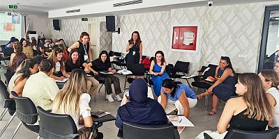 ALANYA BELEDİYESİ ÇOCUK AKADEMİLERİ HİZMET İÇİ EĞİTİM PROGRAMI TAMAMLANDI