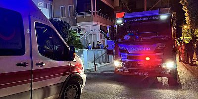 ALANYA’DA EV YANGINI: 1 KİŞİ YAŞAMINI YİTİRDİ, EŞİ HASTANEYE KALDIRILDI
