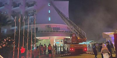 ANTALYA'DA OTEL YANGINI