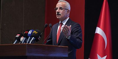 BAKAN URALOĞLU: ULAŞIM AĞLARIMIZ DEPREMİ HASARSIZ ATLATTI