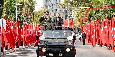 BÜYÜK ZAFER’İN 103. YILI ANTALYA’DA COŞKUYLA KUTLANDI