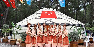 FESTİVALDE İLK GÜN COŞKUSU