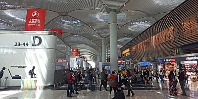 İSTANBUL HAVALİMANI GÜNLÜK YOLCU REKORU KIRDI