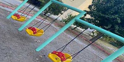 KEMER BELEDİYESİ ARA TATİLDE DE  OKULLARIN YANINDA 