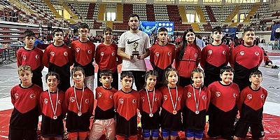 KEPEZ BELEDİYESPOR’DAN TÜRKİYE ŞAMPİYONLUĞU 