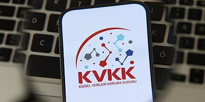 KVKK, ÖĞRETMENLERE DİJİTAL OKURYAZARLIK SEMİNERLERİ VERECEK 