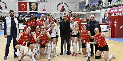 PAŞA’NIN SULTANLARI LİGE DÖNÜYOR