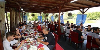 REKTÖR ÖZKAN BASIN MENSUPLARIYLA BİR ARAYA GELDİ