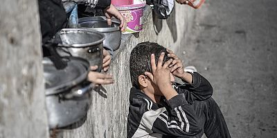 UNICEF UYARDI: GAZZE'DE ÇOCUKLAR AÇLIKTAN ÖLÜMLE BURUN BURUNA 