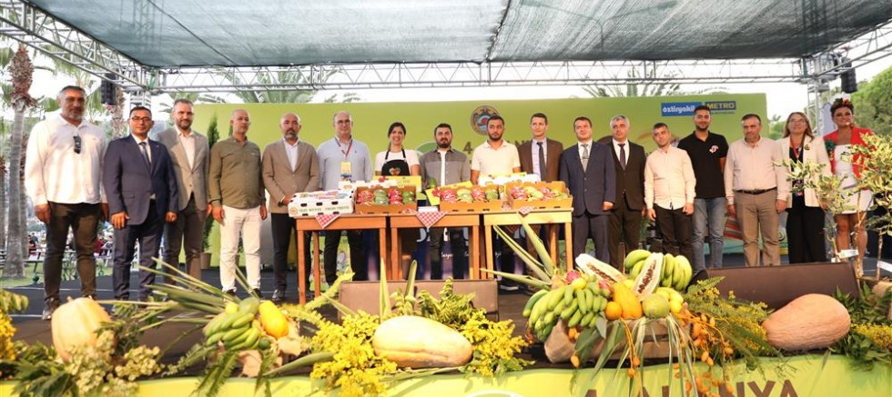 TROPIKAL MEYVELER ALANYA’DA FESTİVALE DÖNÜŞTÜ