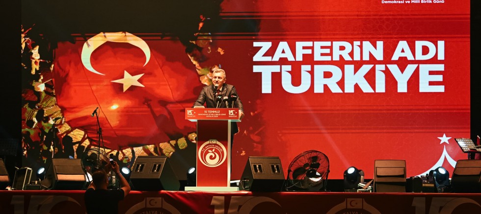 TÜRKİYE’NİN DEMOKRASİ ZAFERİ ANTALYA’DA ANILDI