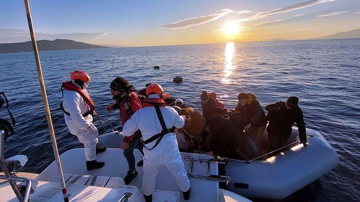 Yunanistan'ın geri ittiği 19 kaçak göçmen kurtarıldı