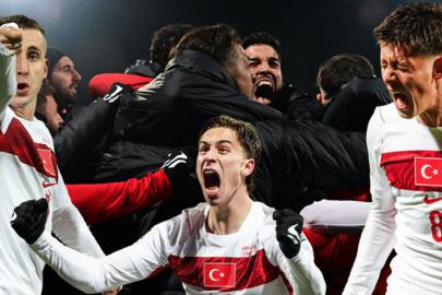 24 YIL SONRA DÜNYA SAHNESİNDEYİZ