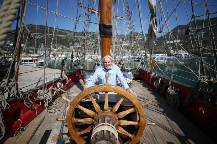 ALANYA’DA SHTANDART GENÇLERE DENİZCİLİK ÖĞRETİYOR