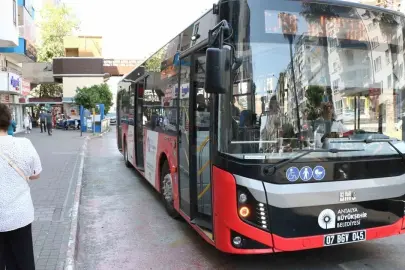 ANTALYA’DA TOPLU TAŞIMADA AKTARMA ÜCRETSİZ AMA 5 DAKİKA KURALI ÖNEMLİ