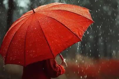 ANTALYA’YA SARI KOD: KUVVETLİ YAĞIŞ VE FIRTINA GELİYOR