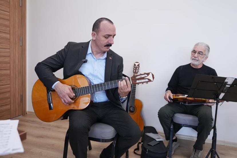 KONYAALTI’NDA SANAT BAŞKANLA BULUŞTU