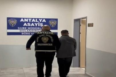 MİT KILIFLI DOLANDIRICI SUÇÜSTÜ YAKALANDI