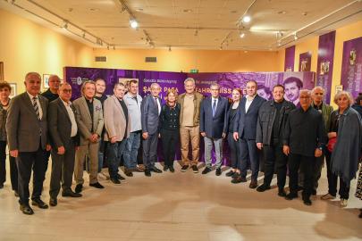 AKS’TA SANATLA KATMANLI AİLE HİKAYESİ