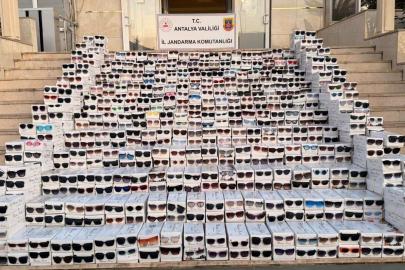 ALANYA’DA KAÇAK GÖZLÜK OPERASYONU