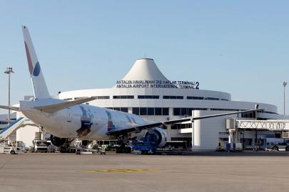 ANTALYA HAVALİMANI’NDA 3 MİLYON EŞİĞİ AŞILDI