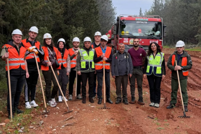BOSNA-HERSEK HEYETİ ANTALYA’DA ORMAN YANGINLARI EĞİTİMİNDE