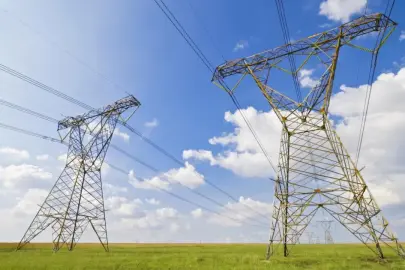 COP31 ÖNCESİ ANTALYA’YA ENERJİ ALTYAPISI UYARISI