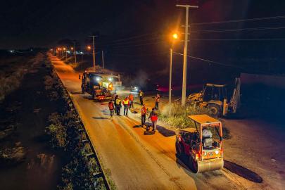 DSİ KANAL YOLU GECE ÇALIŞMASIYLA YENİLENDİ