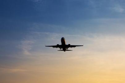 JET YAKITI KRİZİ UÇUŞLARI VURDU