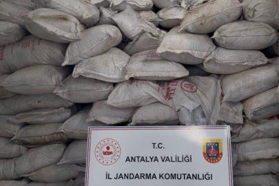 KEPEZ’DE 65 MİLYONLUK KAÇAK ÜRETİM AĞI ÇÖKERTİLDİ