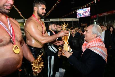 KEPEZ’İN BAŞPEHLİVANI ENES DOĞAN OLDU