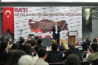 KOTAN’DAN GENÇLERE MESAJ: “PARTİM VE CUMHURİYET SEVDASINDAN VAZGEÇMEDİM”