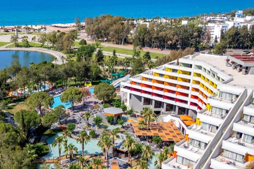 MEGASARAY VE DAS HOTELS TÜRKİYE’NİN EN İYİLERİ ARASINDA