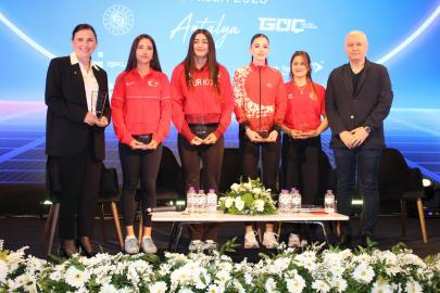 MİLLİ KADIN SPORCULARA YOĞUN İLGİ: BAKİF26’DA İLHAM PANELİ