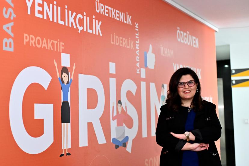 MURATPAŞA’DA KADIN GİRİŞİMCİDEN YENİ NESİL İSTİHDAM SİSTEMİ