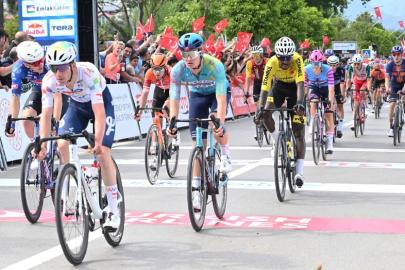 PATARA-KEMER ETABI TAMAMLANDI: BİSİKLET TURUNDA NEFES KESEN MÜCADELE