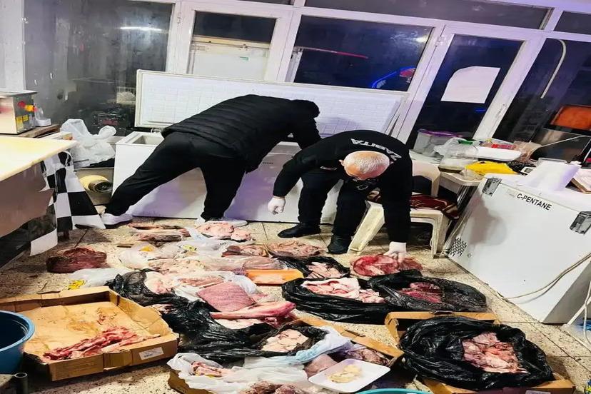 SERİK’TE BOZUK ET OPERASYONU: İŞLETME MÜHÜRLENDİ