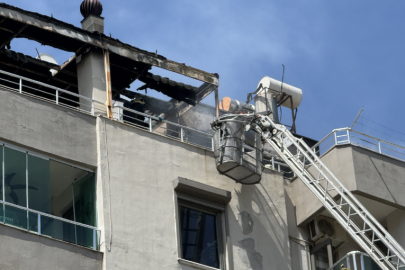 TERASTA PANİK! ALEVLER KISA SÜREDE KONTROL ALTINDA