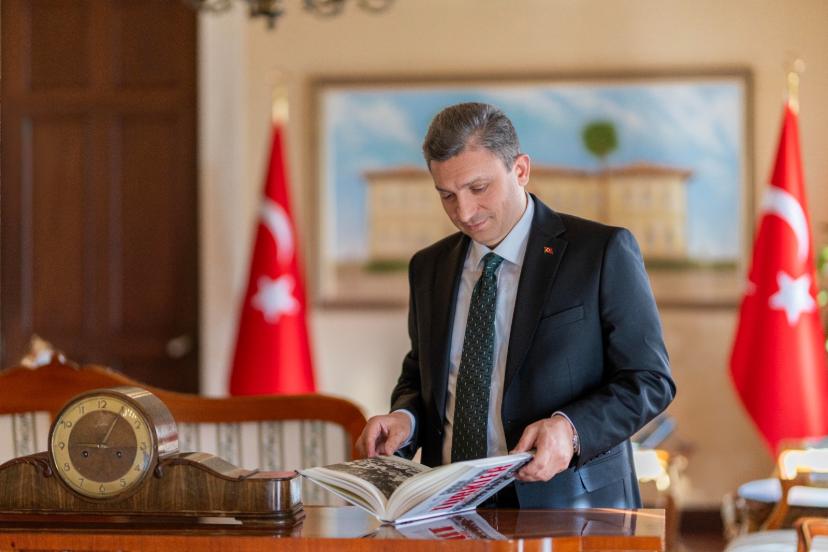 VALİ ŞAHİN’DEN 23 NİSAN MESAJI