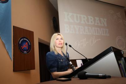 AKDENİZ ÜNİVERSİTESİ’NDE BAYRAMLAŞMA COŞKUSU