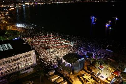 ALANYA FESTİVALİNDE COŞKU MELEK MOSSO İLE ZİRVE YAPTI