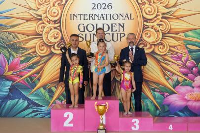 ANTALYA’DA 900 SPORCUNUN RİTMİ AYNI SALONDA