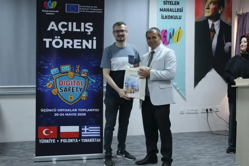 ANTALYA’DA ERASMUS DİJİTAL GÜVENLİK BULUŞMASI