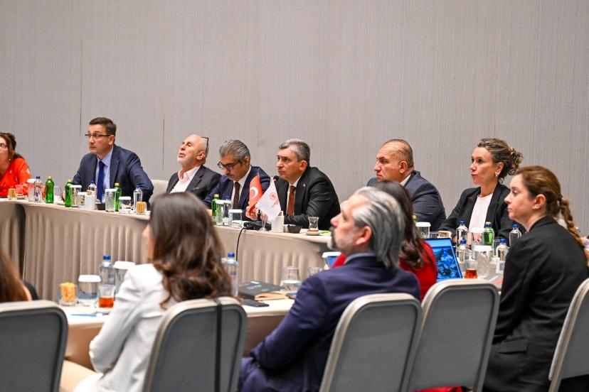 ANTALYA’NIN TURİZM TANITIM STRATEJİSİ MASAYA YATIRILDI