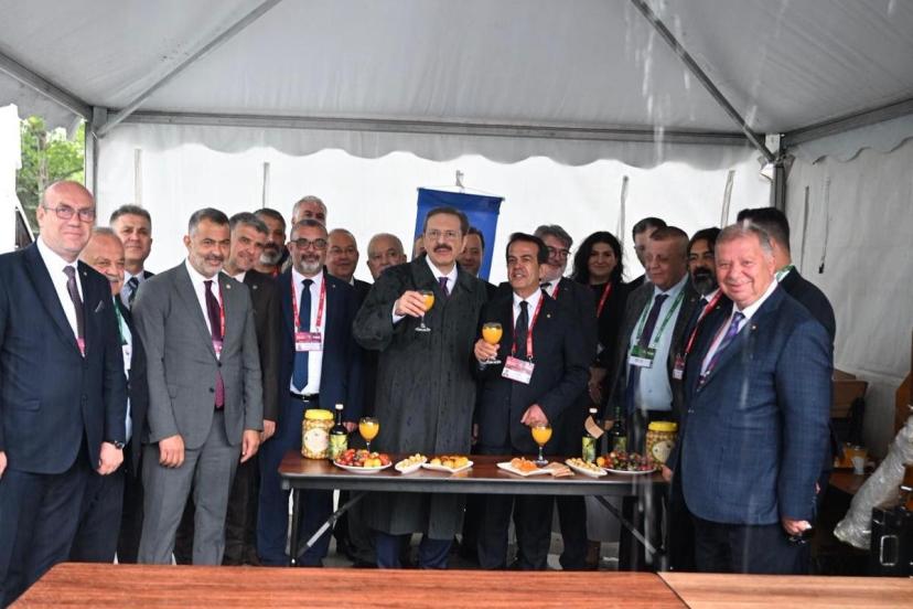 ANTALYA’NIN YÖRESEL LEZZETLERİ TOBB GENEL KURULU’NDA TANITILDI