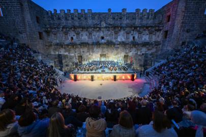 ASPENDOS’TA MAARİF EZGİLERİ YÜKSELDİ