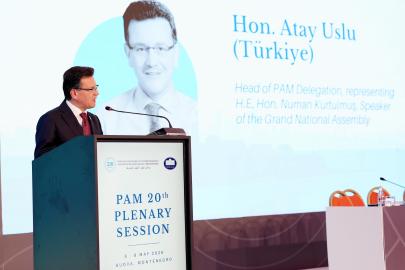 ATAY USLU’DAN “DÜNYA 5’TEN BÜYÜKTÜR” MESAJI
