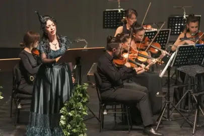 BAROK EZGİLERİ ANTALYA’DA BÜYÜLEDİ